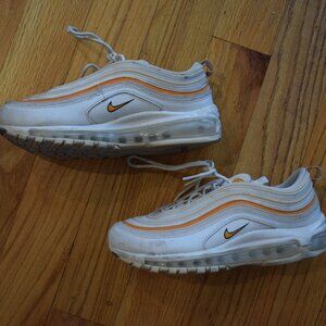 Women’s Nike Air Max 97 Running Shoe Phantom Light Curry DQ8594-001